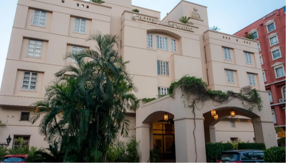 Hotel Paras Mahal